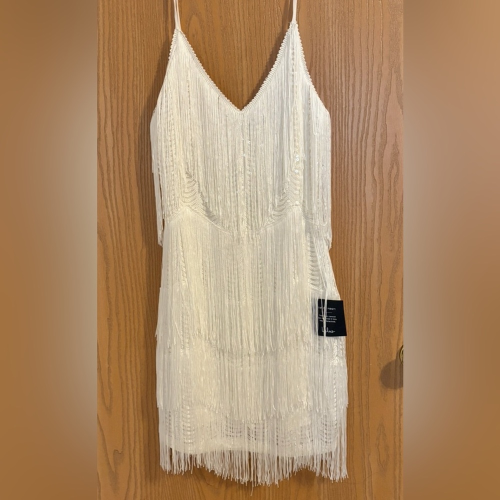Lulu’s white fringe dress